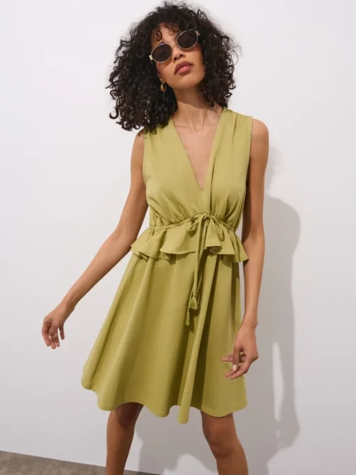 Frühlingskleider|Kleider, Overalls>MOHITO Minikleid aus Baumwolle Olivgrün