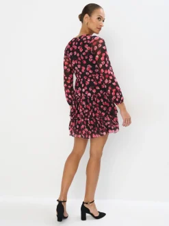 Geblümte Kleider|Kleider, Overalls></noscript>MOHITO Minikleid in A-Linie Rot