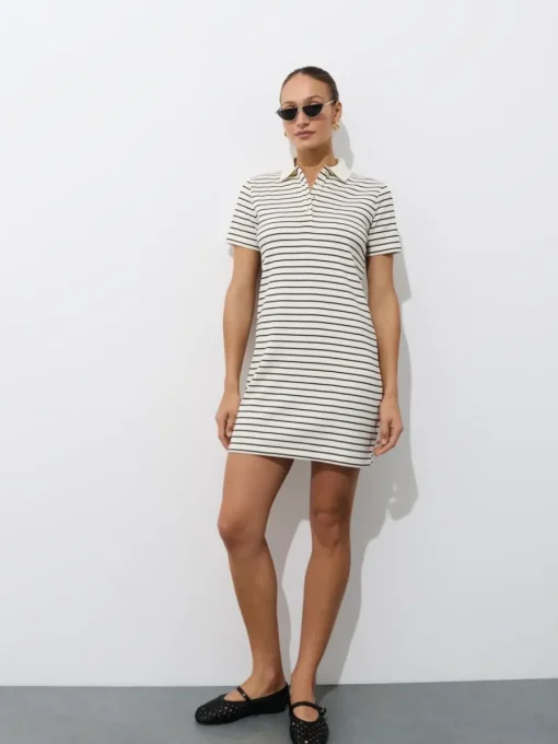 Coming Soon!>MOHITO Minikleid mit kurzen Ärmeln Weiu00df