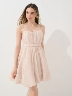 Kleider, Overalls|Entdecke Alles></noscript>MOHITO Minikleid mit Trägern Nude