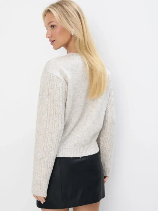 Pullover>MOHITO Pullover mit dekorativem Strickmuster Grau
