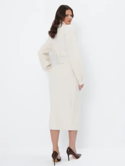 Midi, Maxikleider|Kleider, Overalls></noscript>MOHITO Pulloverkleid Midi mit Rollkragen Beige