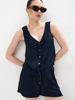 Shorts>MOHITO Shorts Navy