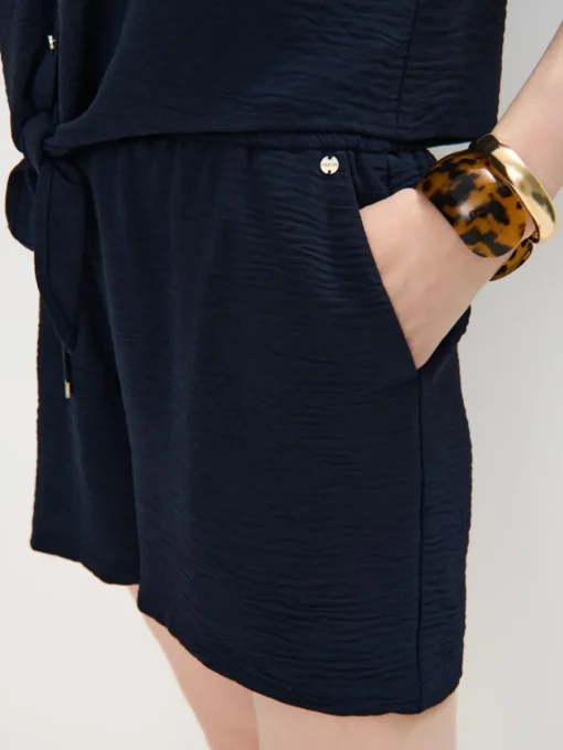 Shorts>MOHITO Shorts Navy