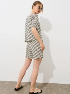Shorts>MOHITO Shorts Creme