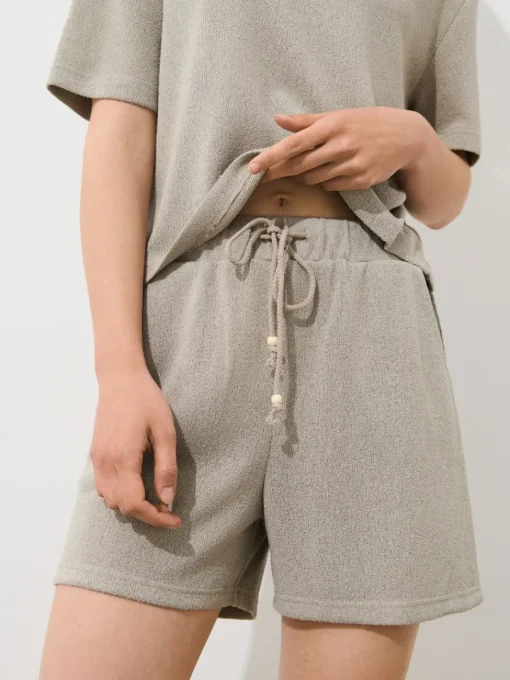 Sets|Shorts>MOHITO Shorts Grün