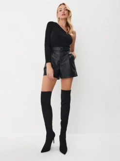 Shorts>MOHITO Shorts mit Gürtel Schwarz