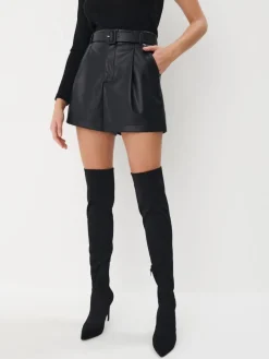 Shorts></noscript>MOHITO Shorts mit Gürtel Schwarz