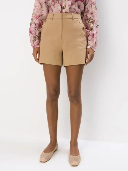 Shorts>MOHITO Shorts mit Zierknöpfen Beige