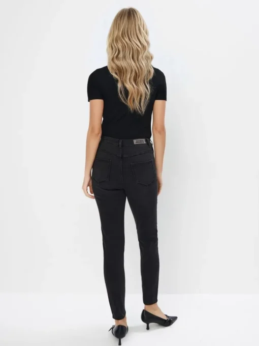 Jeans>MOHITO Skinny-Jeans Schwarz