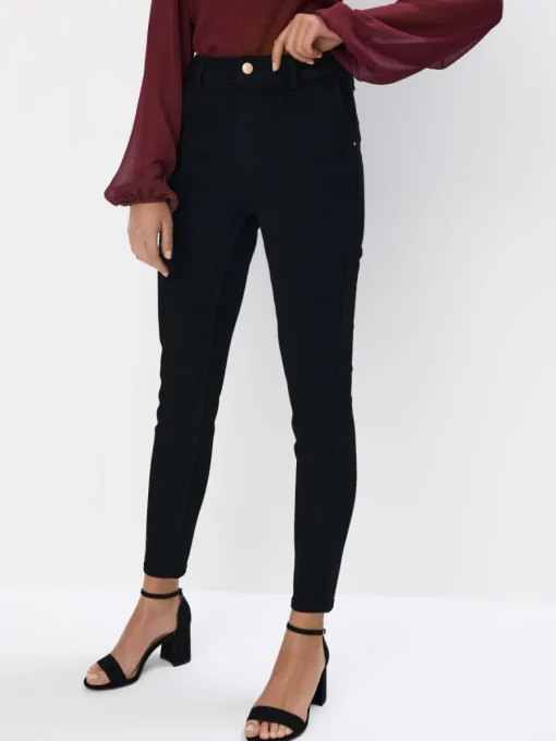 Jeans>MOHITO Skinny-Jeans Schwarz