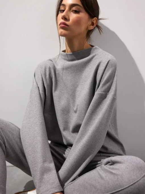 Sweatshirts>MOHITO Sweatshirt Grau