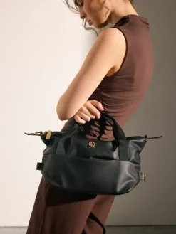 Travel|Reisetaschen></noscript>MOHITO Tasche mit Riemen Schwarz