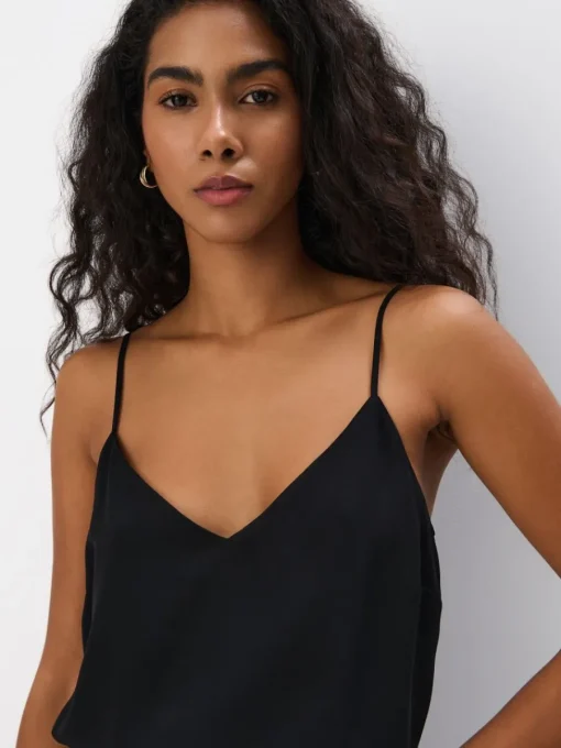 T-shirts, Tops>MOHITO Top Basic Schwarz
