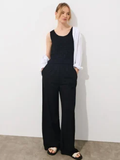 T-shirts, Tops>MOHITO Top mit Lochmuster Schwarz