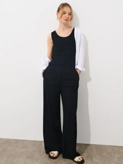 T-shirts, Tops>MOHITO Top mit Lochmuster Schwarz