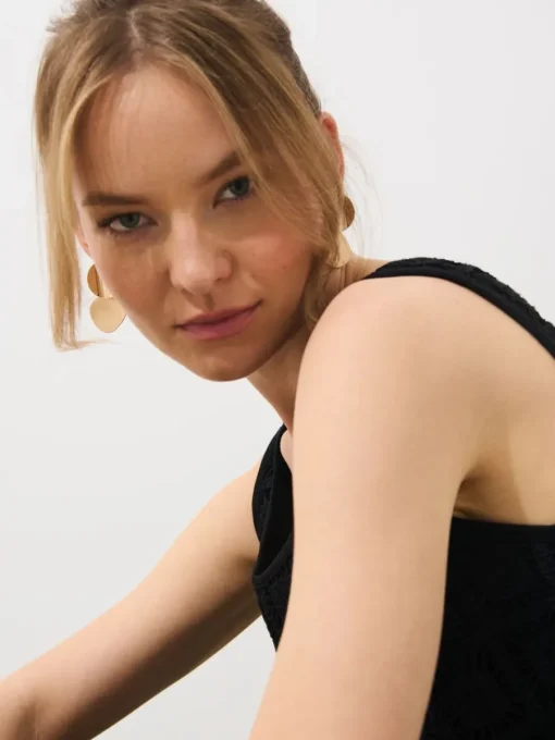 T-shirts, Tops>MOHITO Top mit Lochmuster Schwarz