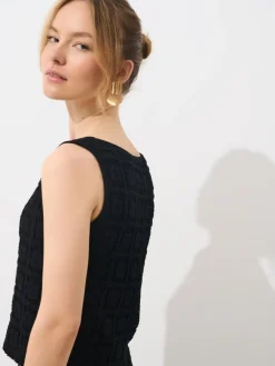 T-shirts, Tops></noscript>MOHITO Top mit Lochmuster Schwarz