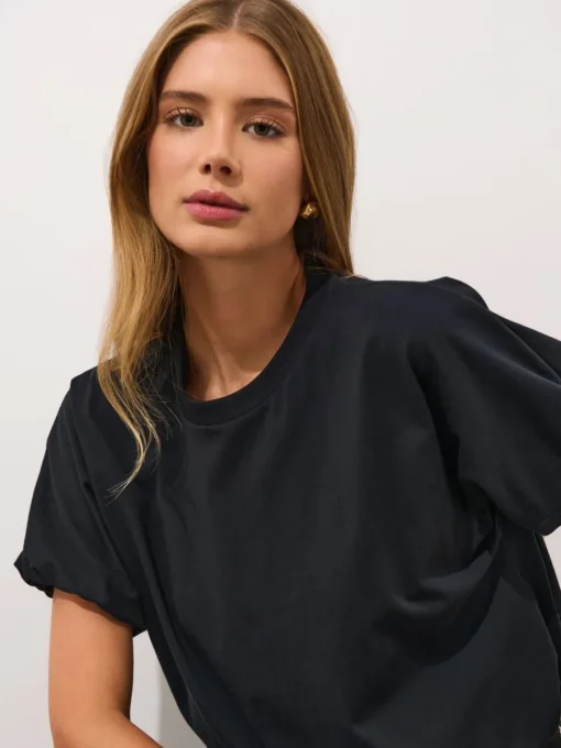 T-shirts, Tops>MOHITO T-Shirt Schwarz
