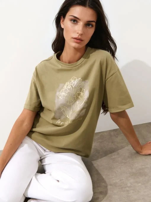 T-shirts, Tops>MOHITO T-Shirt mit Print Olivgrün