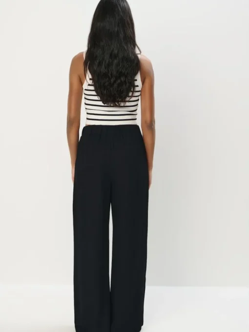 Hosen>MOHITO Wide leg trousers Schwarz